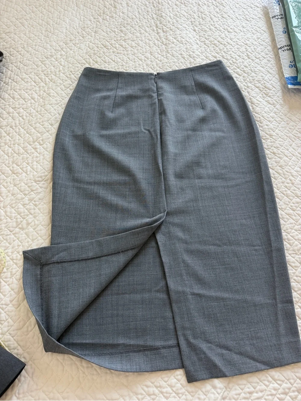 Theory Gray Wool Blend Pencil Skirt Size 6 Career Office Classic